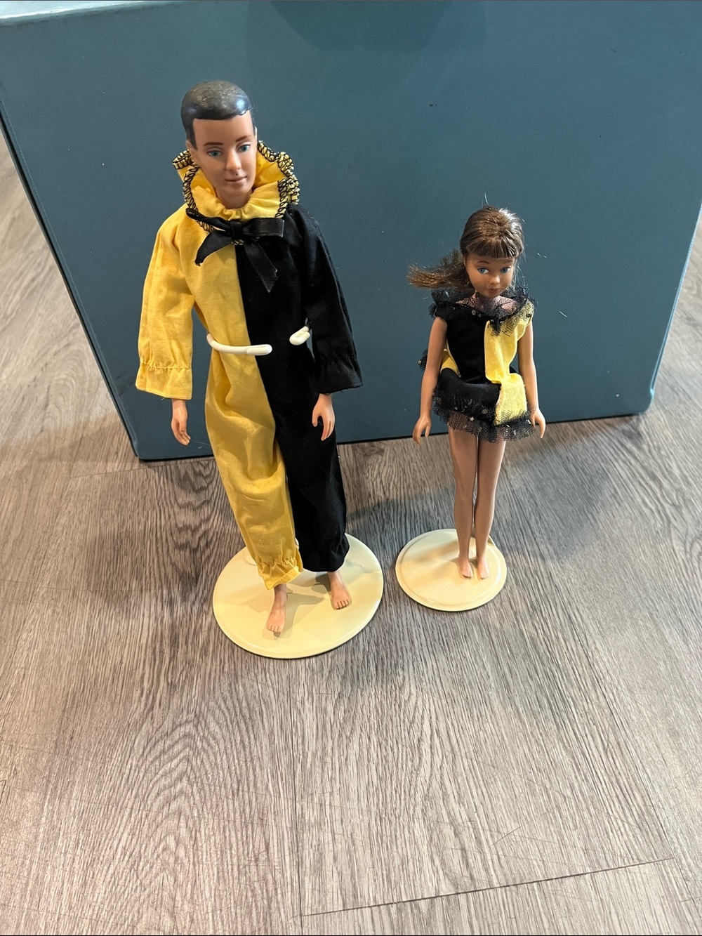 Ken & Skipper vintage Barbie Black & Yellow Doll Outfits